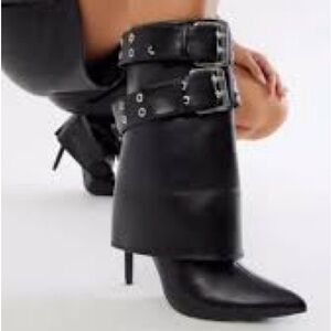 WILD DIVA Lounge Women’s Zaily Buckle Black Stiletto Boot Size 5.5 NEW